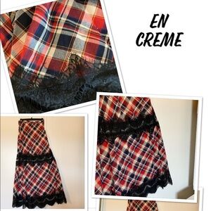 En Creme Maxi skirt
